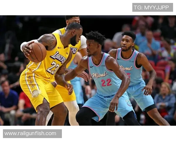 10月1日热火对湖人精彩对决直播观看指南及赛前分析 10月1日热火对湖人精彩对决直播观看指南及赛前分析