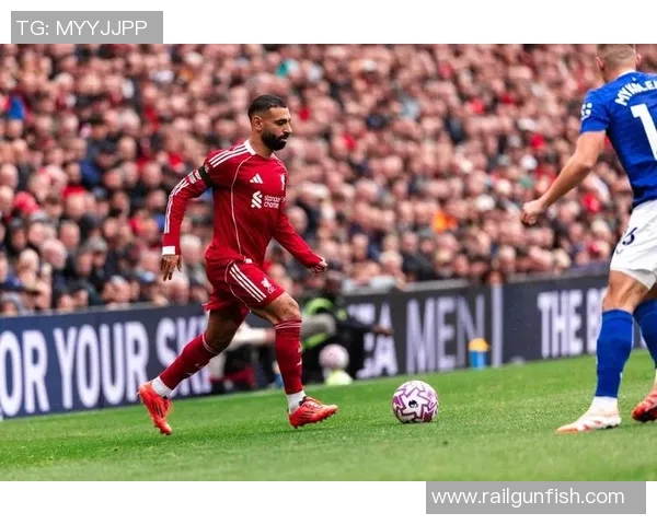 南安普顿与利物浦激战正酣比赛结果揭晓引发热议