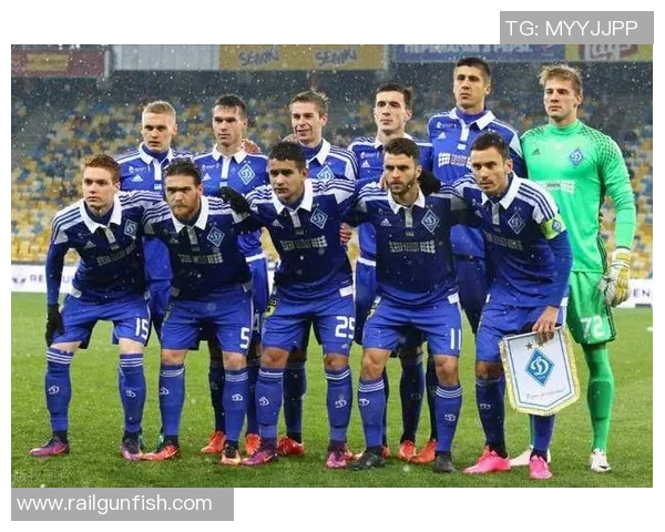 曼联在下半场对南安普顿的精彩表现与战术调整分析